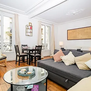 https://apt-2ch-lumineux-jules-joffrin.fr-paris.fr
